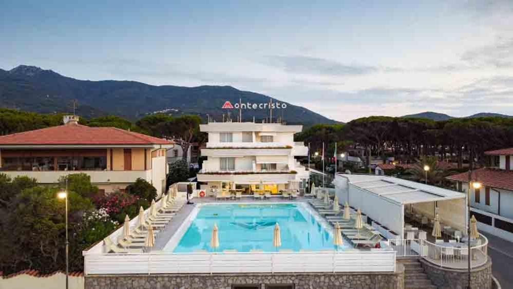 Hotel Montecristo Marina di Campo Exterior photo