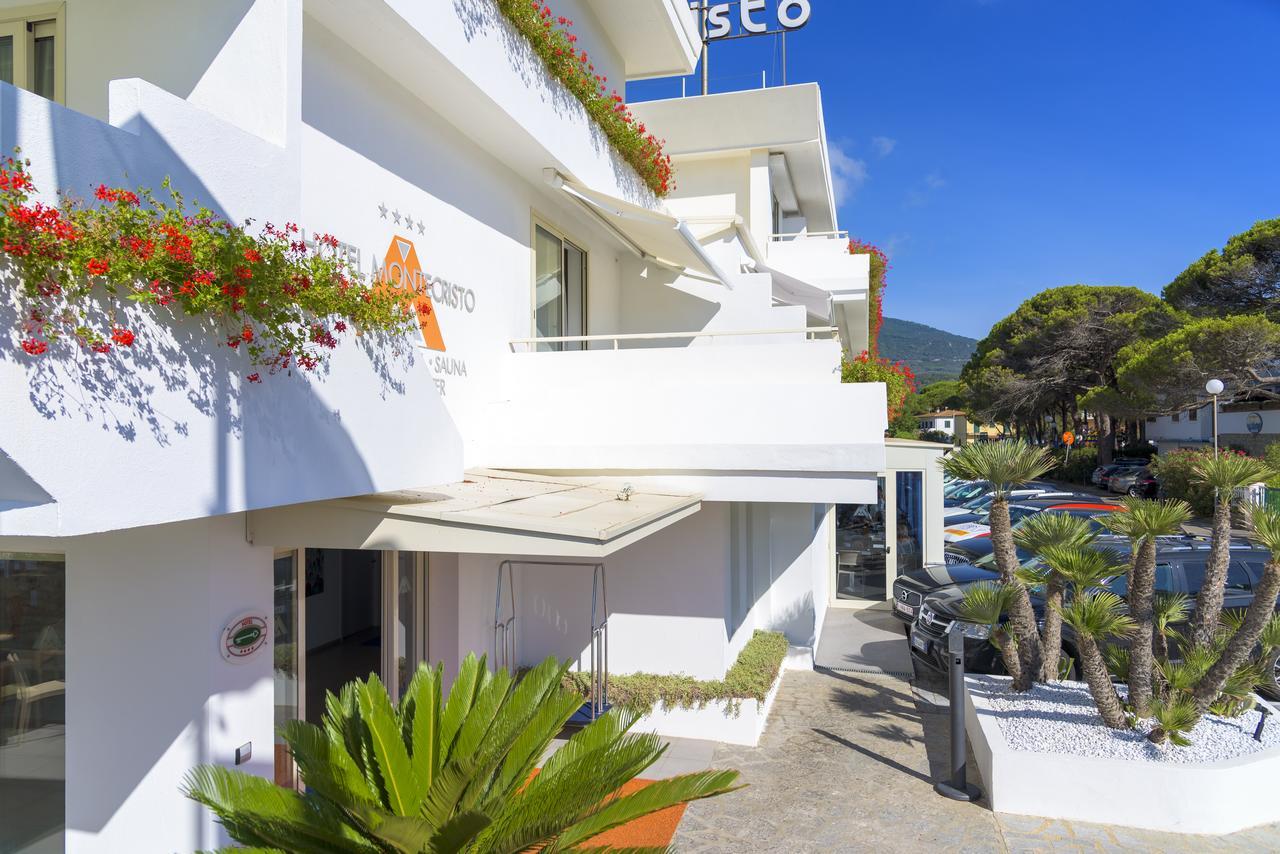 Hotel Montecristo Marina di Campo Exterior photo